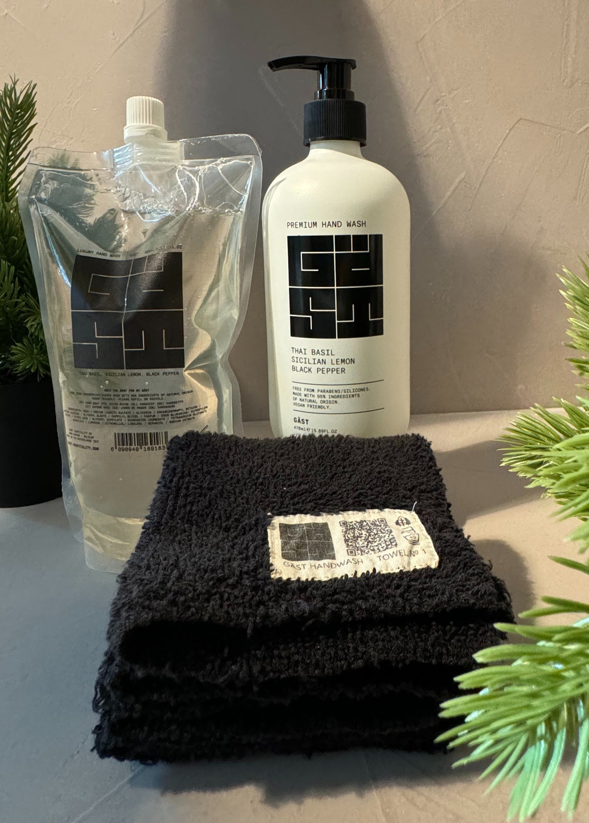 GÄST / GIFT / THAI BASIL 480ml (glass) + REFILL 500ml + TOWEL No.1 (6 pieces)