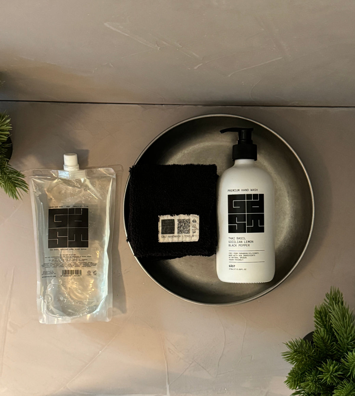 GÄST / GIFT / THAI BASIL 480ml (glass) + STONEWASHED PLATE + REFILL 500ml + TOWEL No.1 (6 pieces)